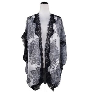 Kate & Mallory Black and White Paisley with Lace Swimsuit Cover-up Size Large